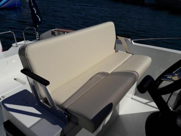 Ocqueteau Abaco 800 open CC  avec 225 v Selva