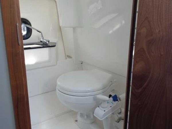 Karnic SL 702 avec moteur 225cv Selva Garantie 10 ans 