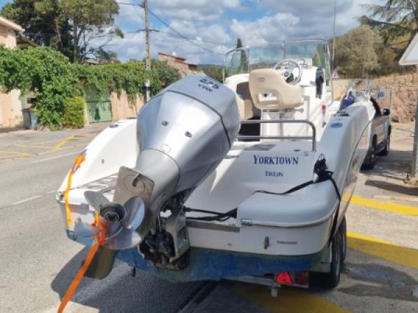 Key Largo 22 200 cv Honda