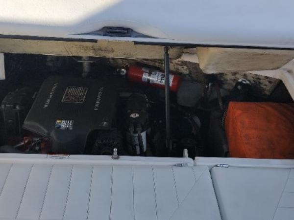 Regal 2250 Cuddy Volvo GXI 5.7 L 