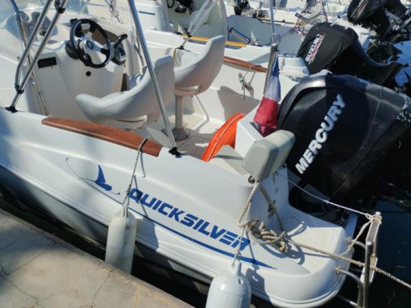 Quicksilver 555 Commander 115 cv Mercury 